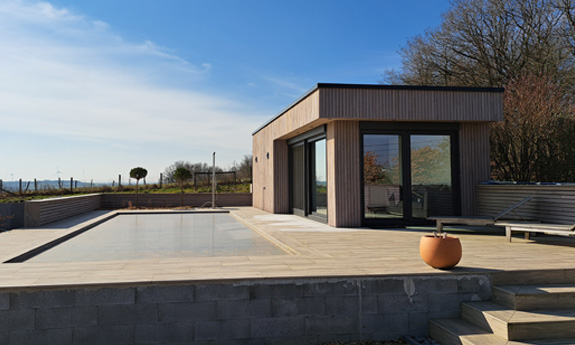 Poolhouse abris bois piscine TVB Sainlez