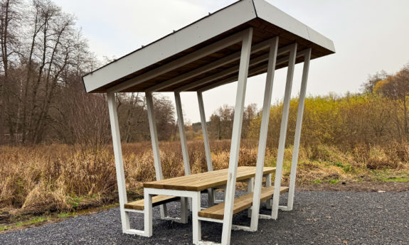 2024-189 Habay table banc abris bois TVB