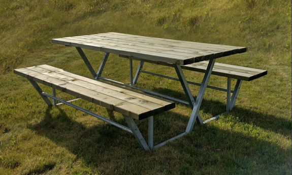 Table et bancs bois TVB