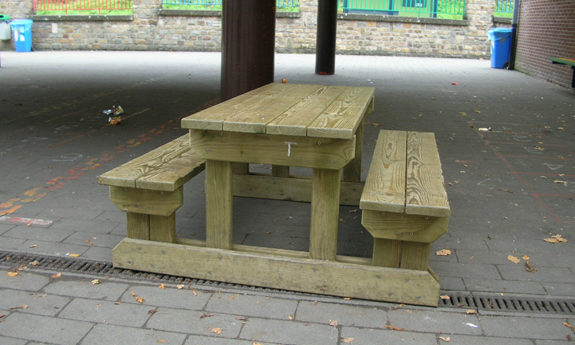 Table et bancs bois enfants TVB