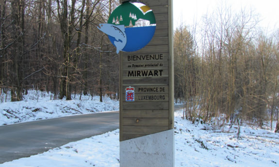Totems enseignes TVB