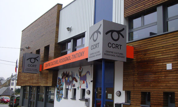 Totems enseignes TVB
