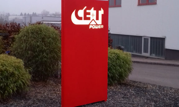 Totems enseignes TVB