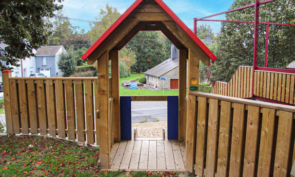 cabane bois jeux tvb
