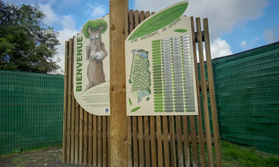 Totems enseignes TVB