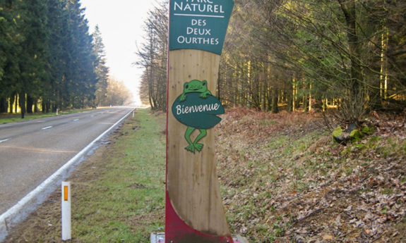 Totems enseignes TVB