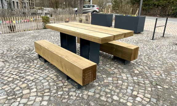 Table-bancs-mobilier-urbain-bois-métal-TVB